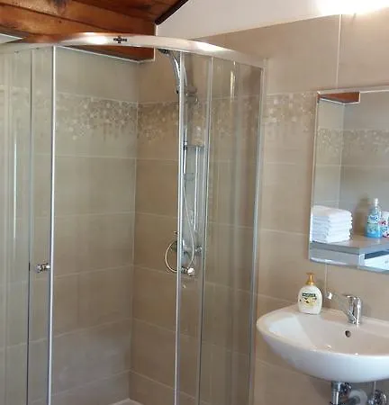 Osa Modlin Airport Zakroczym